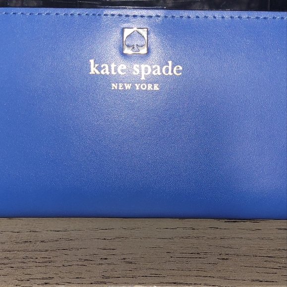 BLUE KATE SPADE WALLET - Picture 2 of 10